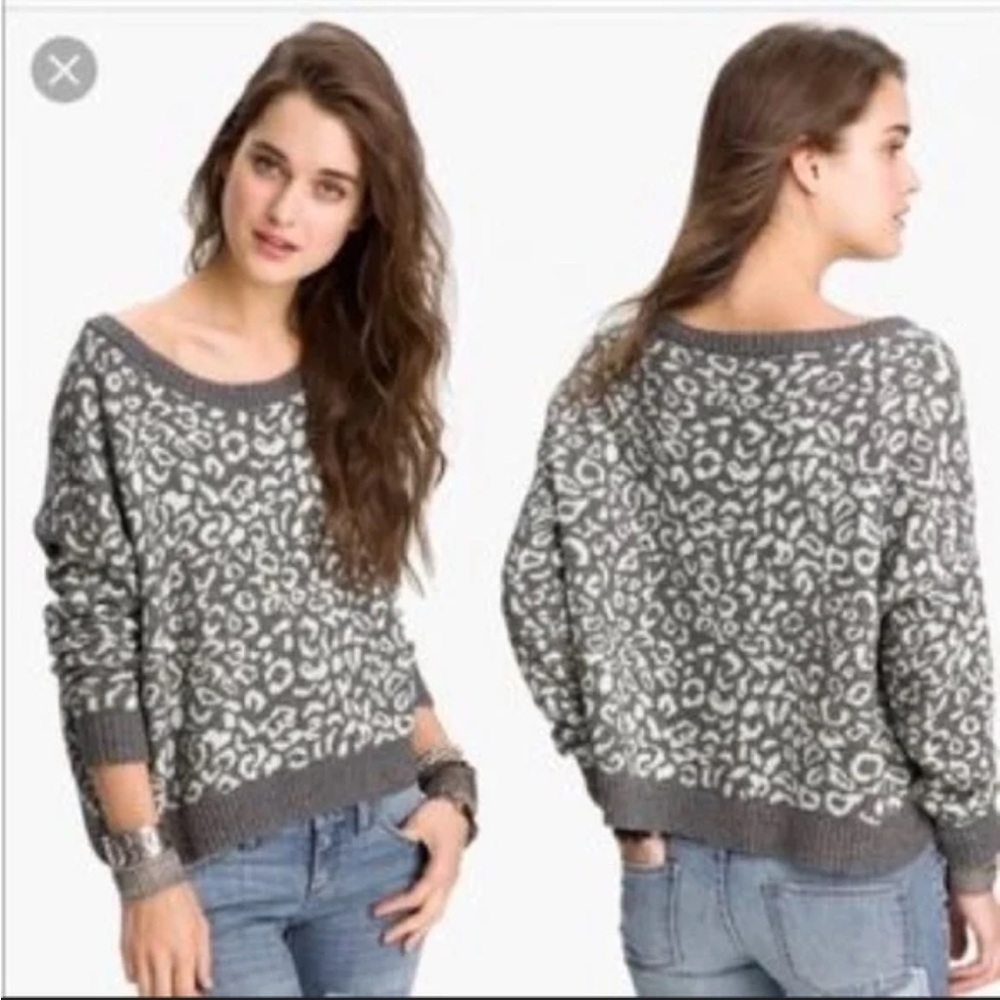 Free People Cool Cat Oversized Gray and White Animal Print Sweater Size S